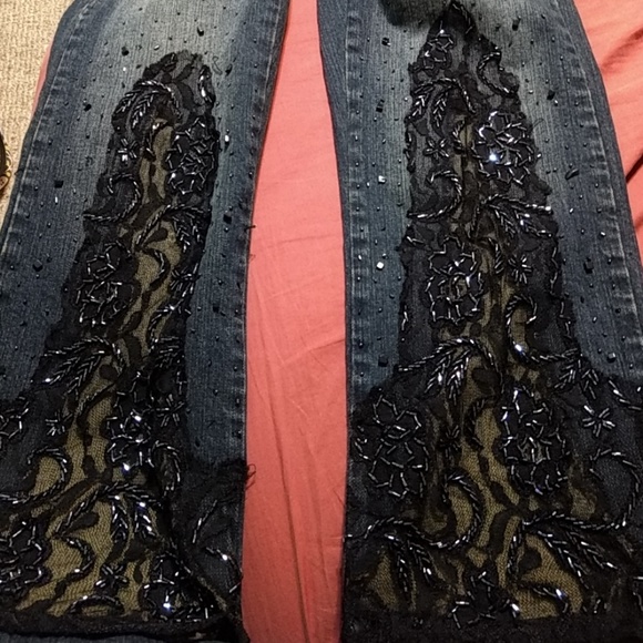 Jeans - Picture 2 of 4